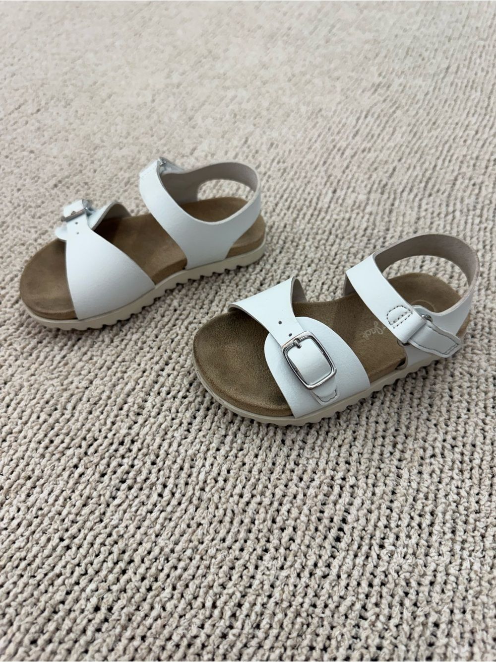 Cat & Jack White Girls' Adjustable Buckle Sandals